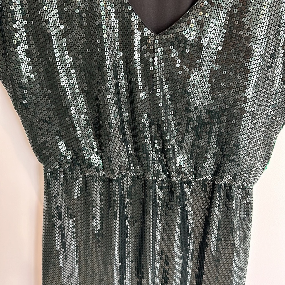 Trina Turk, size 8, goldfinger blouson dark green sequined dress - Picture 9 of 9